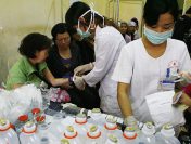 Liệu pháp điều trị ung thư đạt giải Nobel ứng dụng ở Việt Nam ra sao?